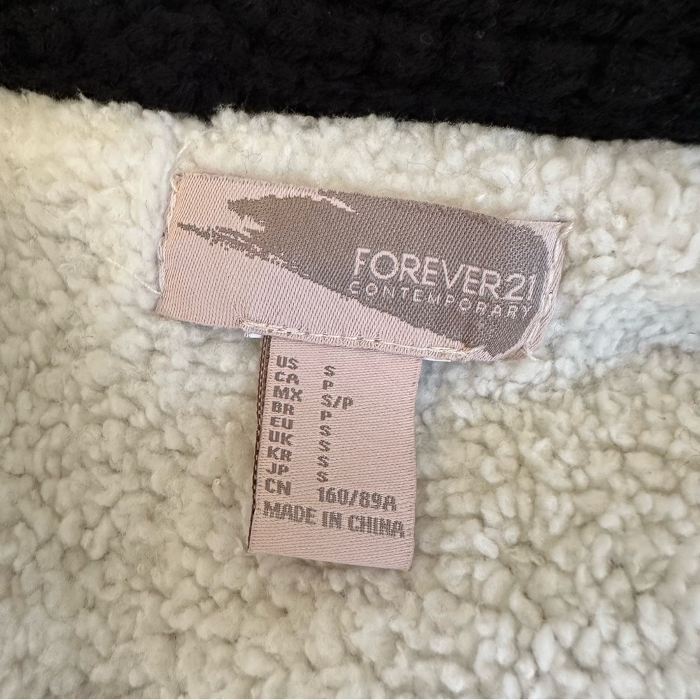 SOLD F21 Winter Cardigan - Picture 13 of 14